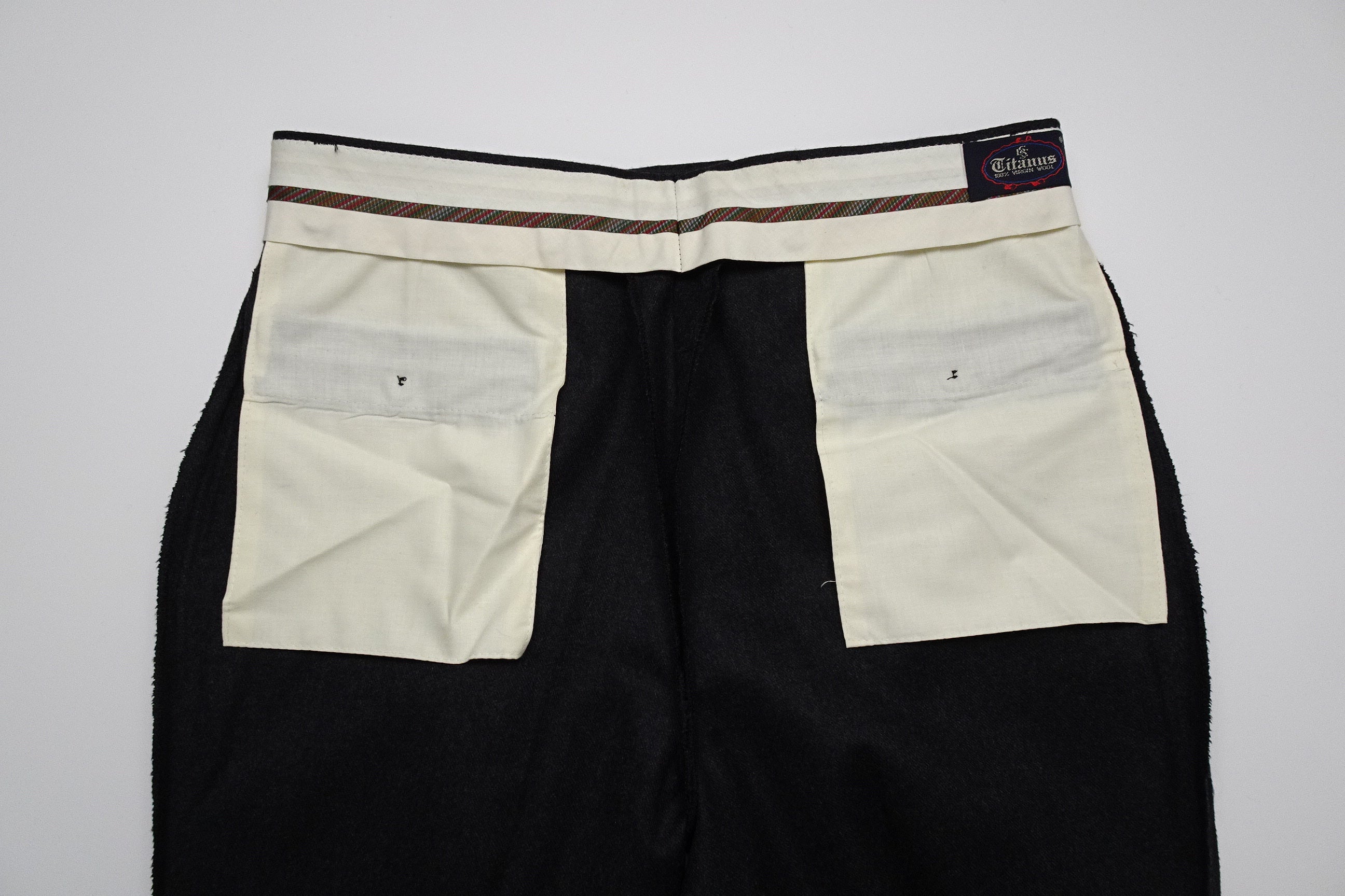 Dark Grey Flannels EU48/W32 (ATR384)