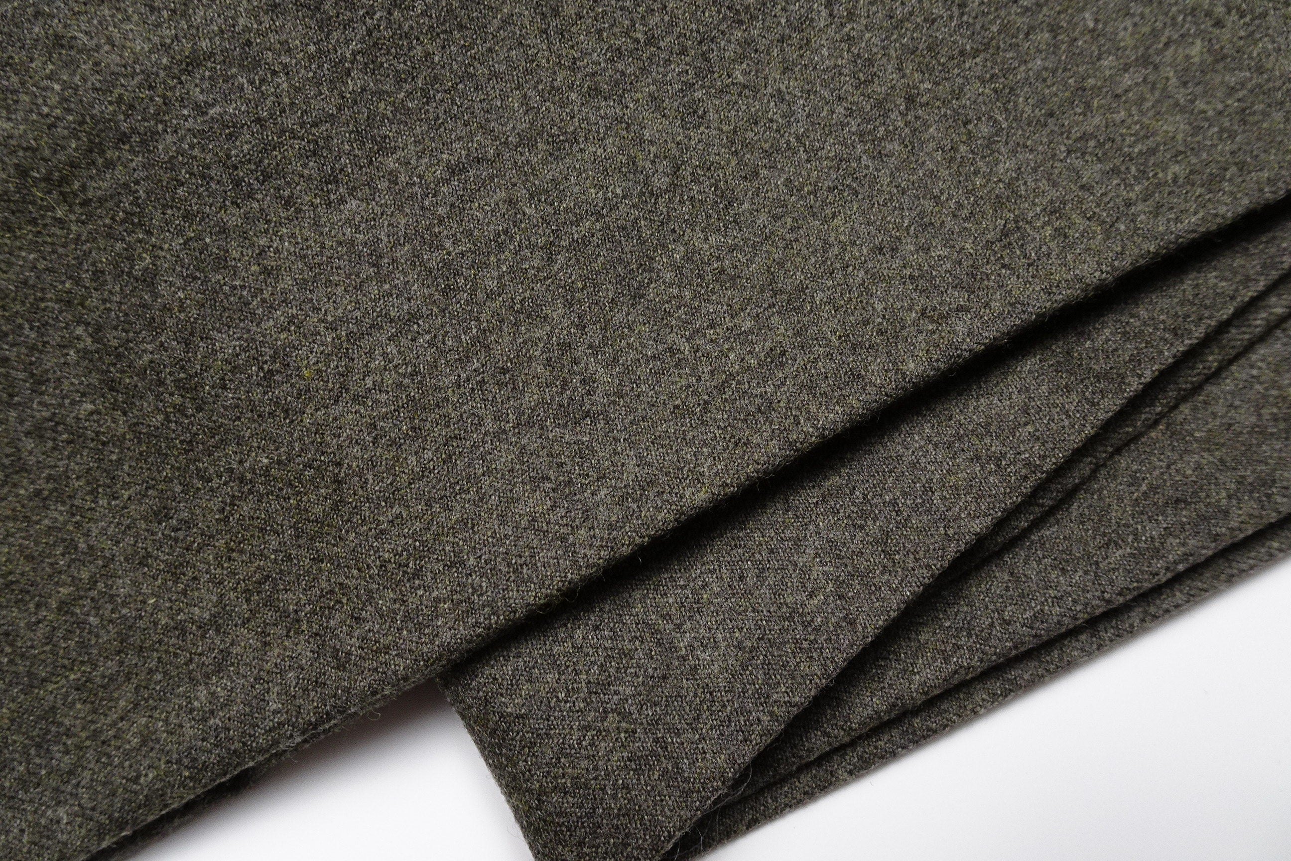 Brown Flannels EU46/W30